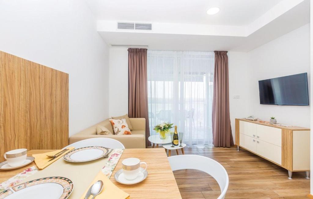 Vila Ponte Punat Luaran gambar